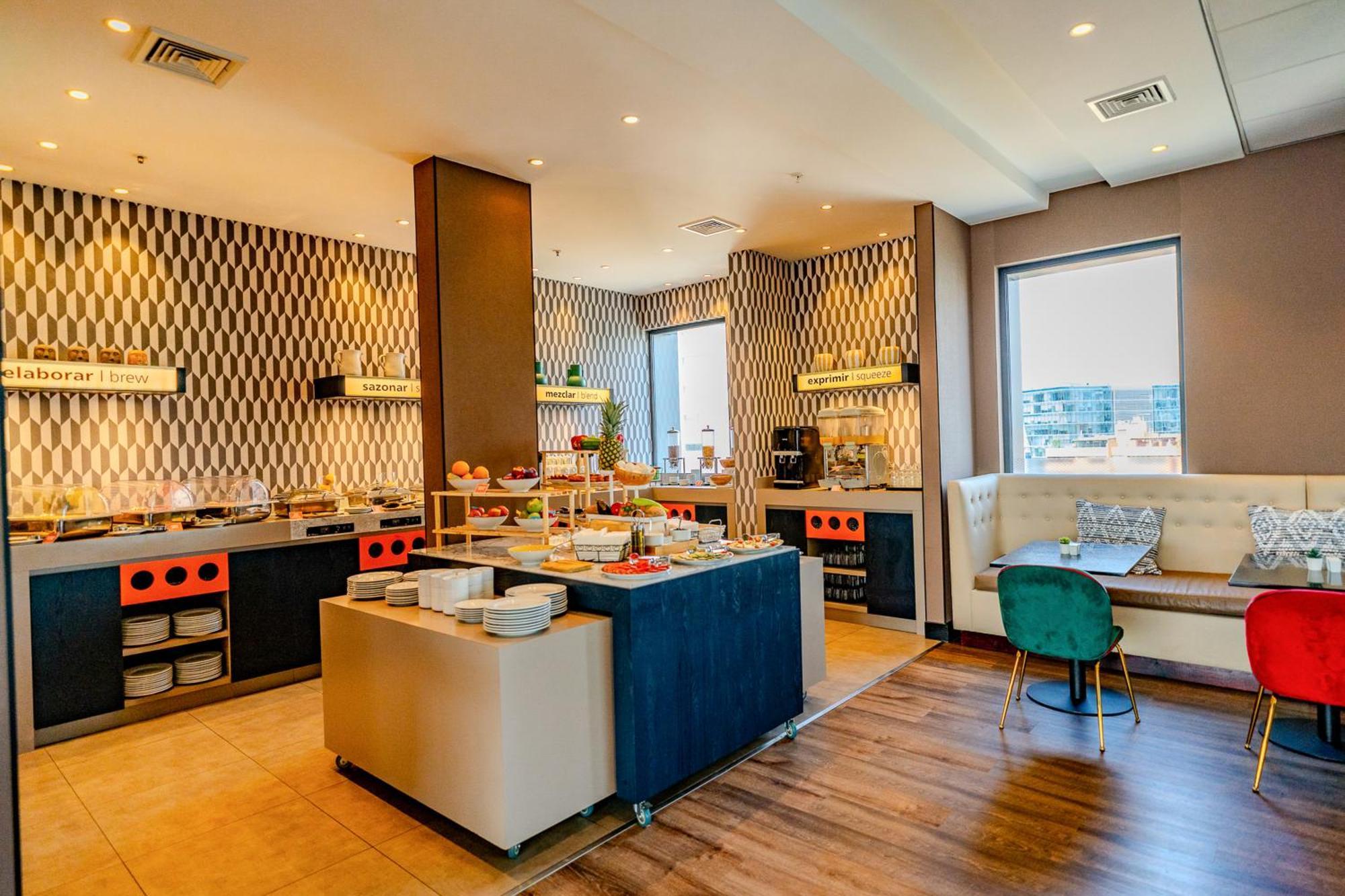Hampton By Hilton Santiago Las Condes المظهر الخارجي الصورة