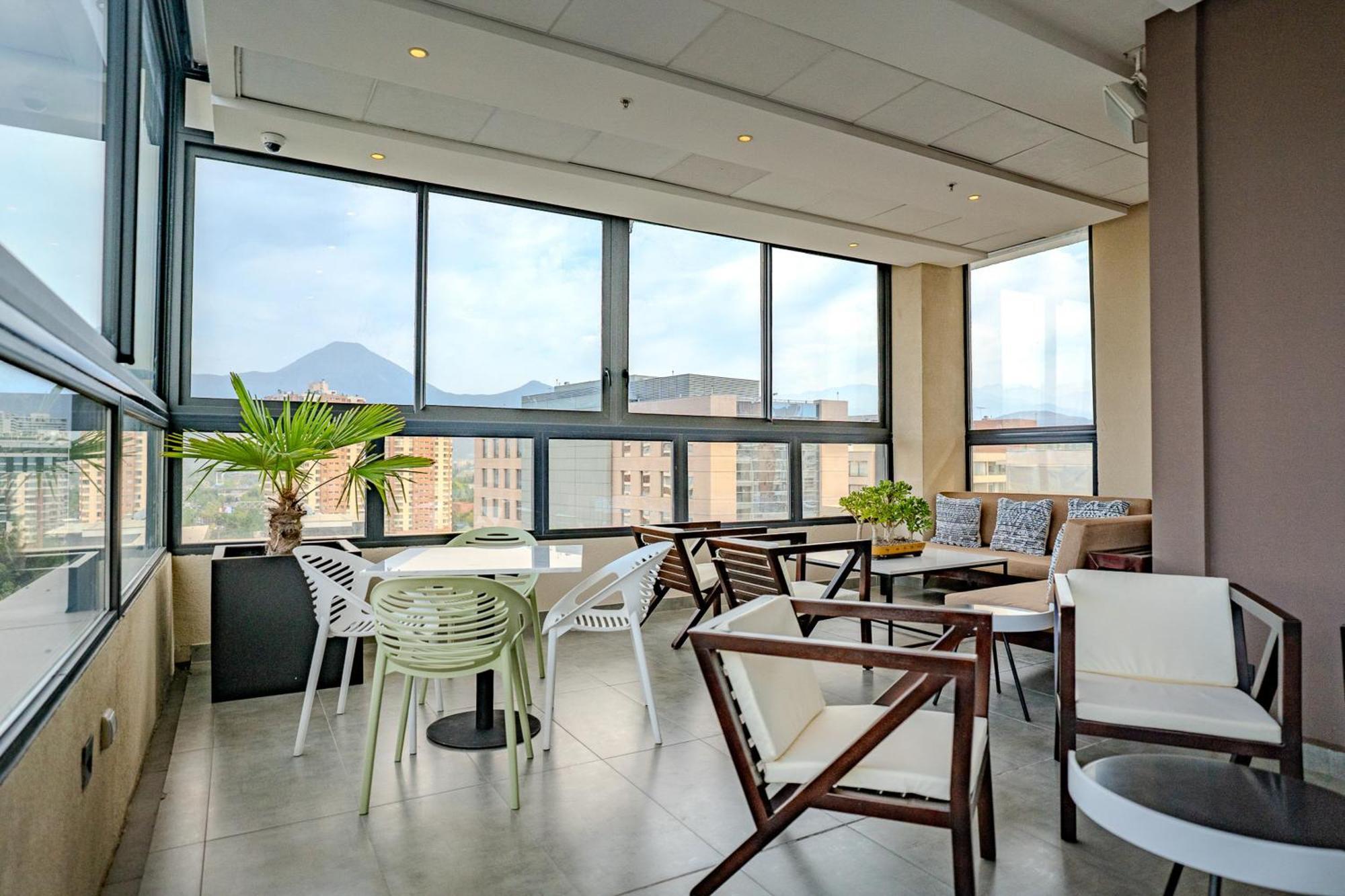 Hampton By Hilton Santiago Las Condes المظهر الخارجي الصورة