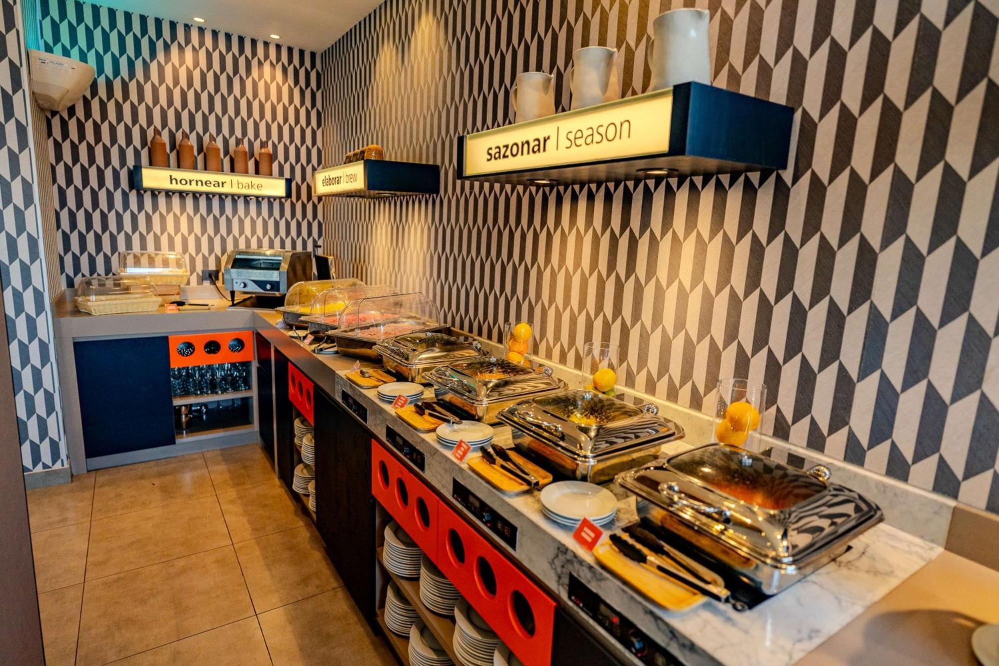 Hampton By Hilton Santiago Las Condes المظهر الخارجي الصورة
